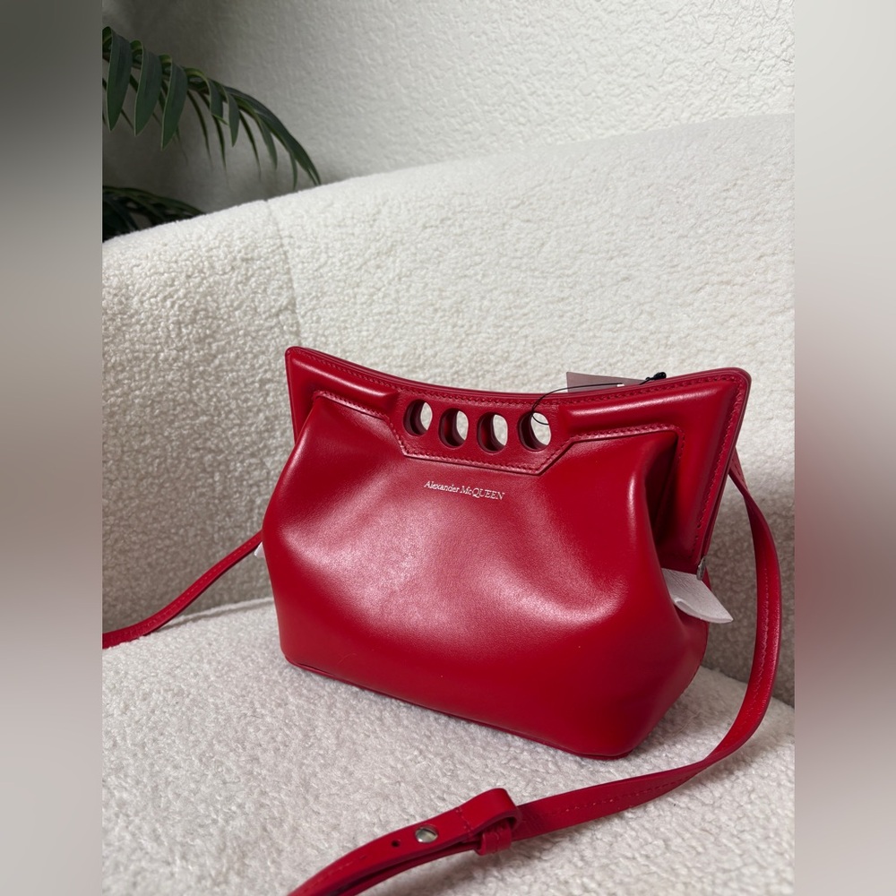 Alexander McQueen Women's The Peak Bag Mini in Welsh Red - Picture 5 of 11